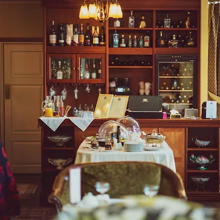 Ekesparre Boutique 3*