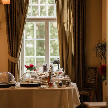 Ekesparre Boutique 3*