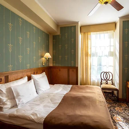 Ekesparre Boutique 3* קורסארה
