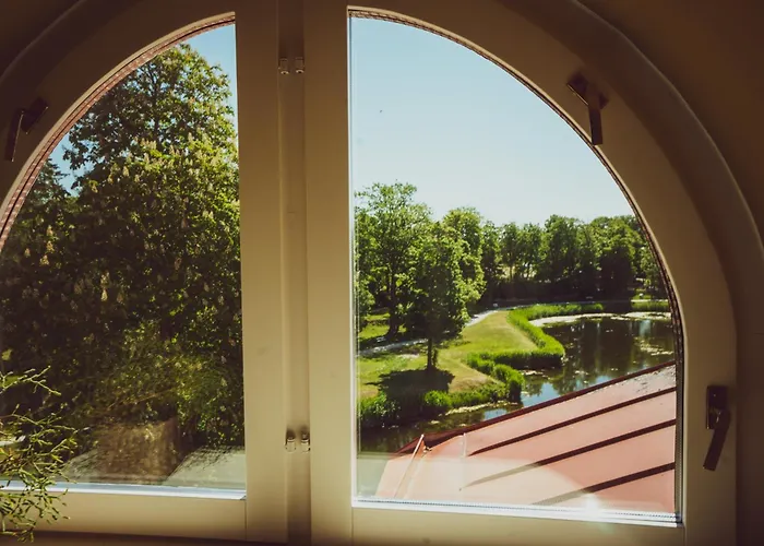 Ekesparre Boutique מלון 3*