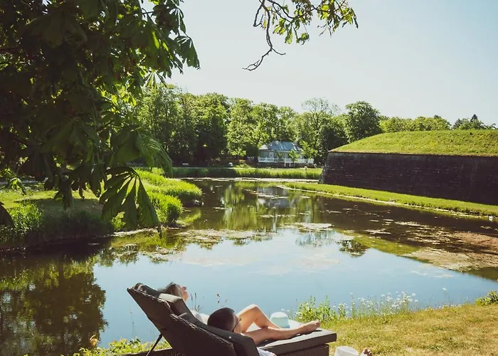 מלון Ekesparre Boutique