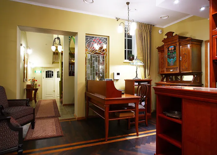 Ekesparre Boutique Отель