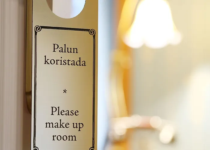 Отель Ekesparre Boutique 3*