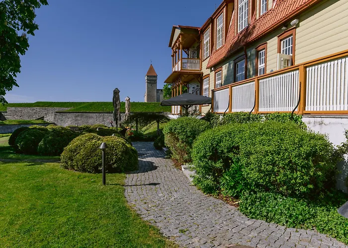 Отель Ekesparre Boutique Курессааре